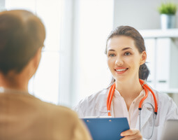 a doctor speaking to a medicinal cannabis patient